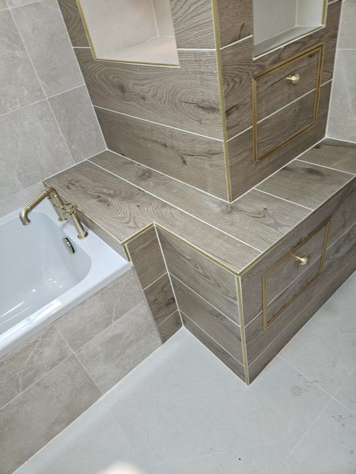 Bathroom by Thomas Joinery Services, Bedford (photo 3 of 6)