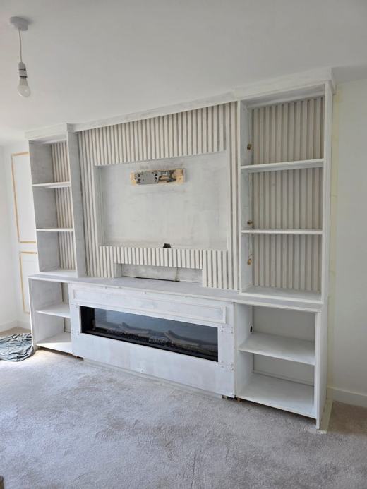 Tv media wall by Thomas Joinery Services, Bedford (photo 16 of 24)