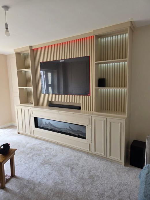 Tv media wall by Thomas Joinery Services, Bedford (photo 8 of 24)
