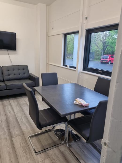 Office furniture by Thomas Joinery Services, Bedford (photo 10 of 13)