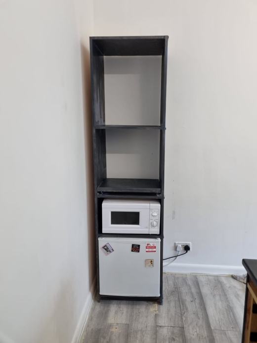 Office furniture by Thomas Joinery Services, Bedford (photo 3 of 13)