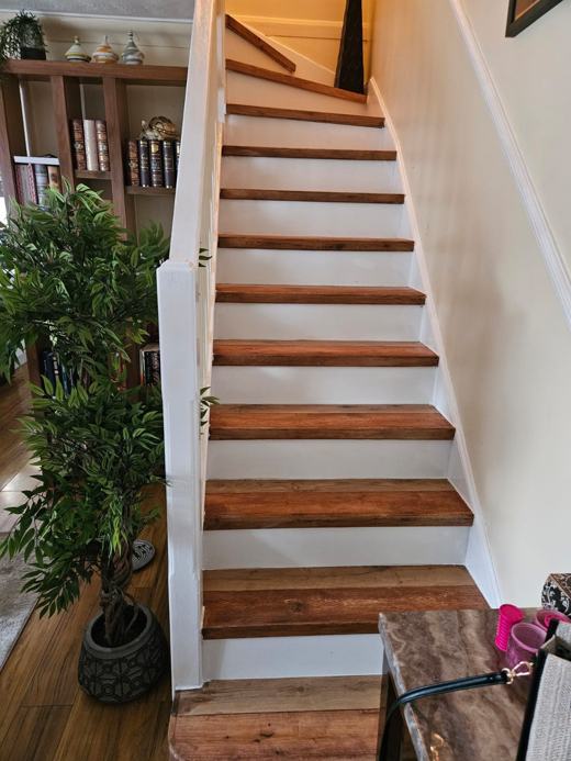 Staircase by Thomas Joinery Services, Bedford (photo 1 of 35)