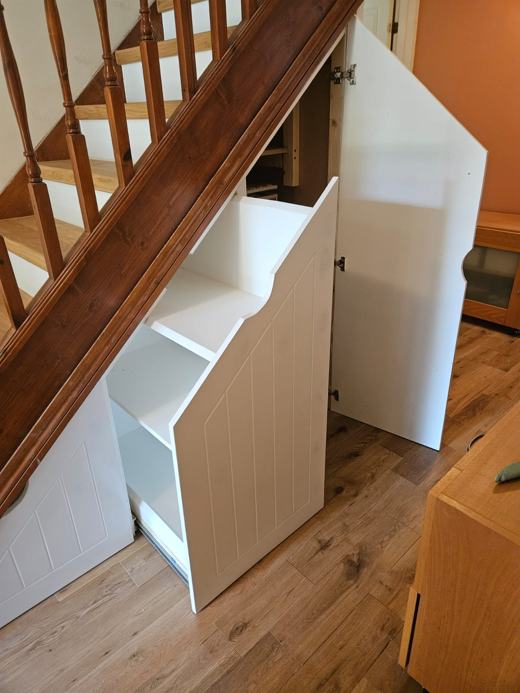 Under-stairs storage by Thomas Joinery Services, Bedford (photo 16 of 30)