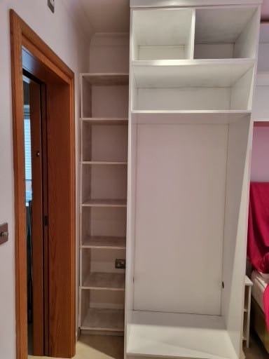 Fitted wardrobe by Thomas Joinery Services, Bedford (photo 13 of 78)