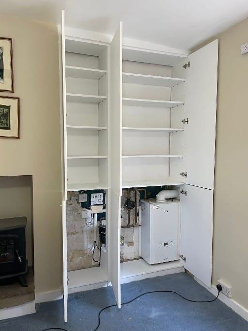 Fitted wardrobe by Thomas Joinery Services, Bedford (photo 19 of 78)
