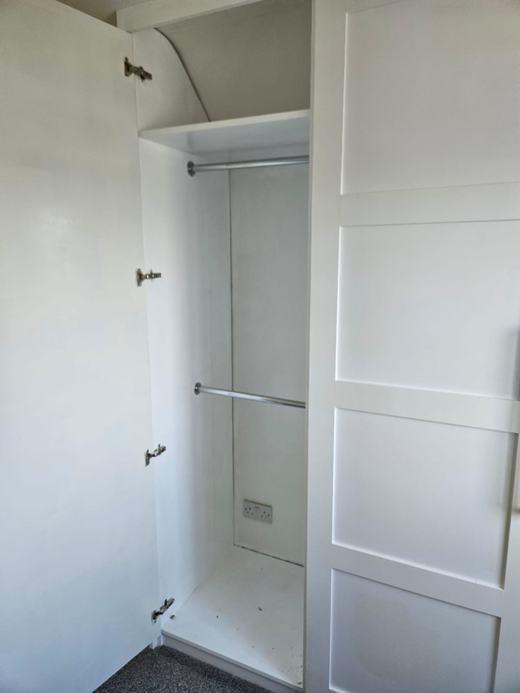 Fitted wardrobe by Thomas Joinery Services, Bedford (photo 2 of 78)