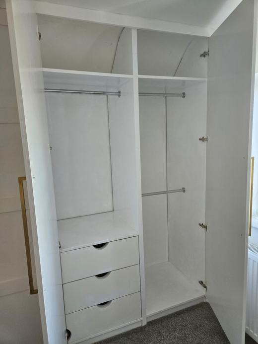 Fitted wardrobe by Thomas Joinery Services, Bedford (photo 3 of 78)