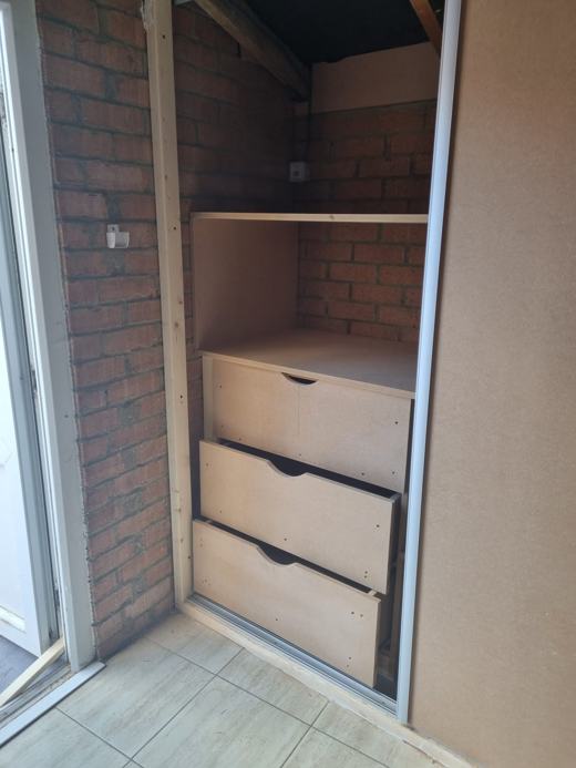 Fitted wardrobe by Thomas Joinery Services, Bedford (photo 38 of 78)