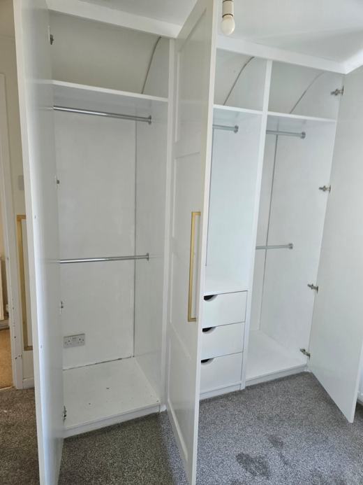 Fitted wardrobe by Thomas Joinery Services, Bedford (photo 4 of 78)