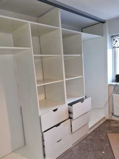 Fitted wardrobe by Thomas Joinery Services, Bedford (photo 58 of 78)