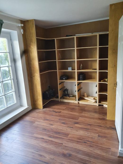 Fitted wardrobe by Thomas Joinery Services, Bedford (photo 68 of 78)