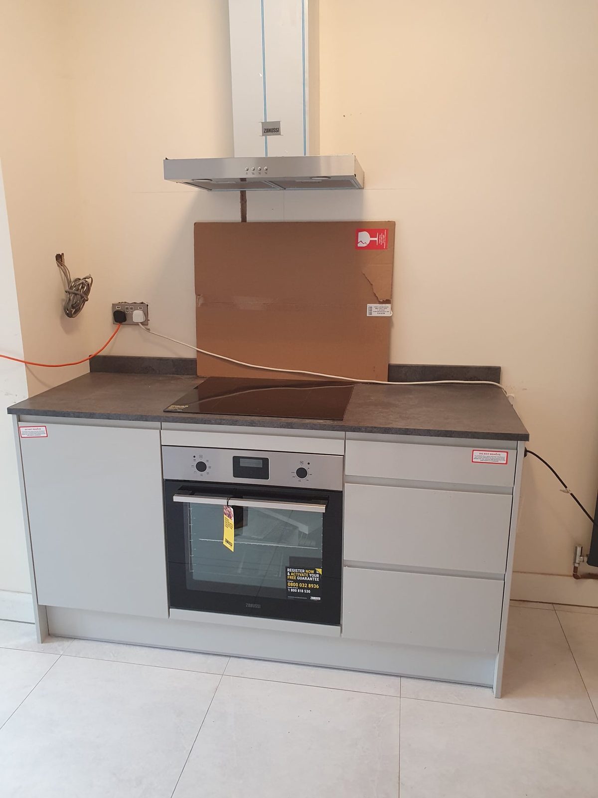 Fitted kitchen with integrated hob and oven housing, Thomas Joinery Services, Bedford