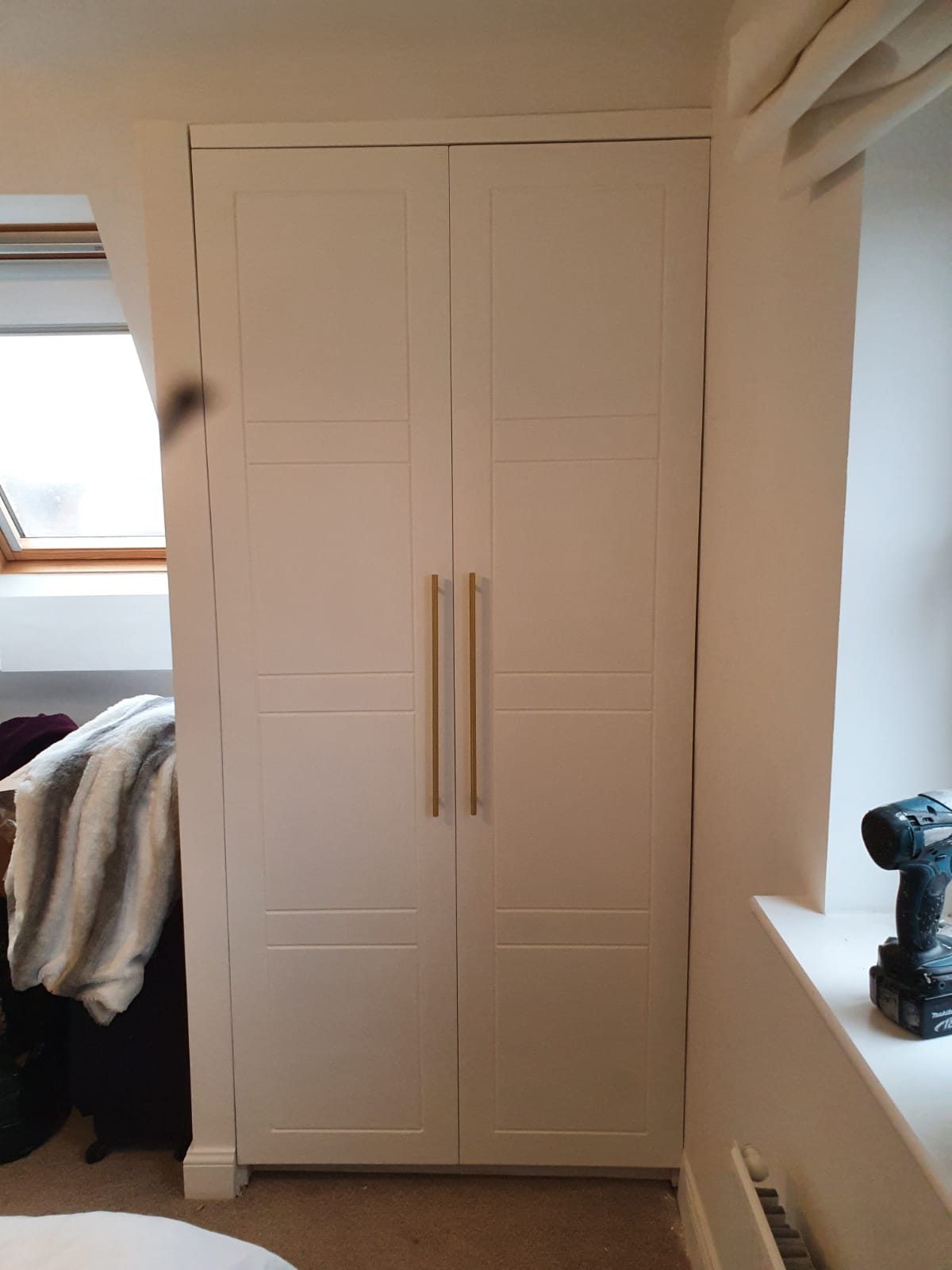 Painted wardrobes fitted around a chimney breast, Thomas Joinery Services, Bedford